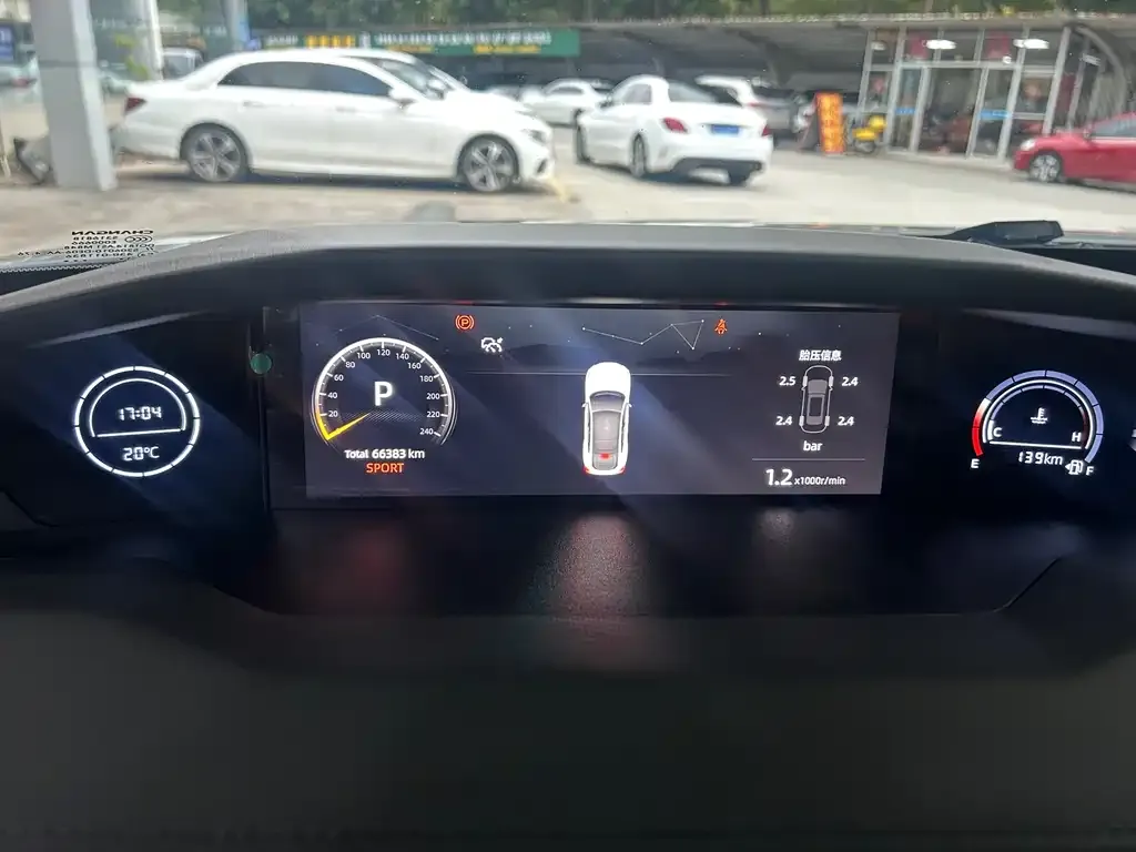 Changan UNI-V 2023 из CN, фото 2
