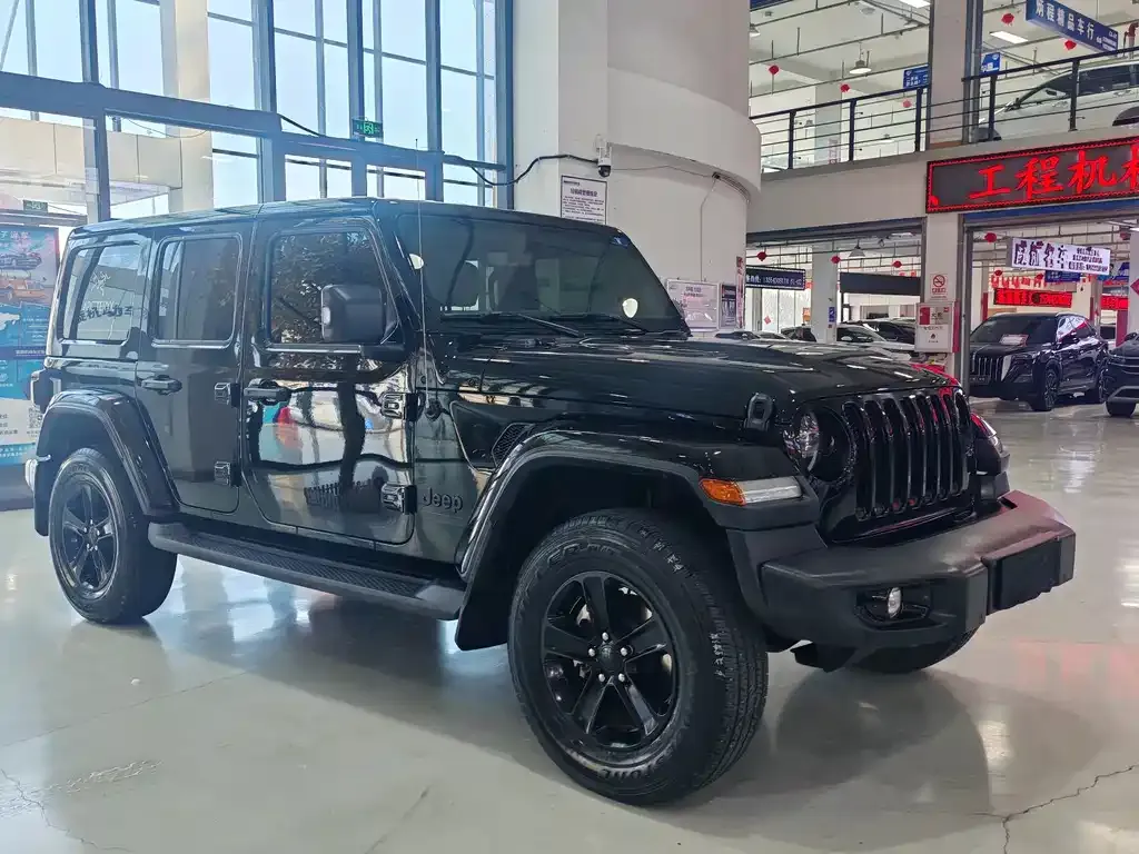 Jeep Wrangler — фото 10