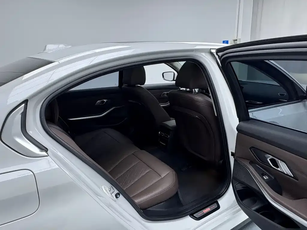 BMW i3 2023 из CN, фото 4