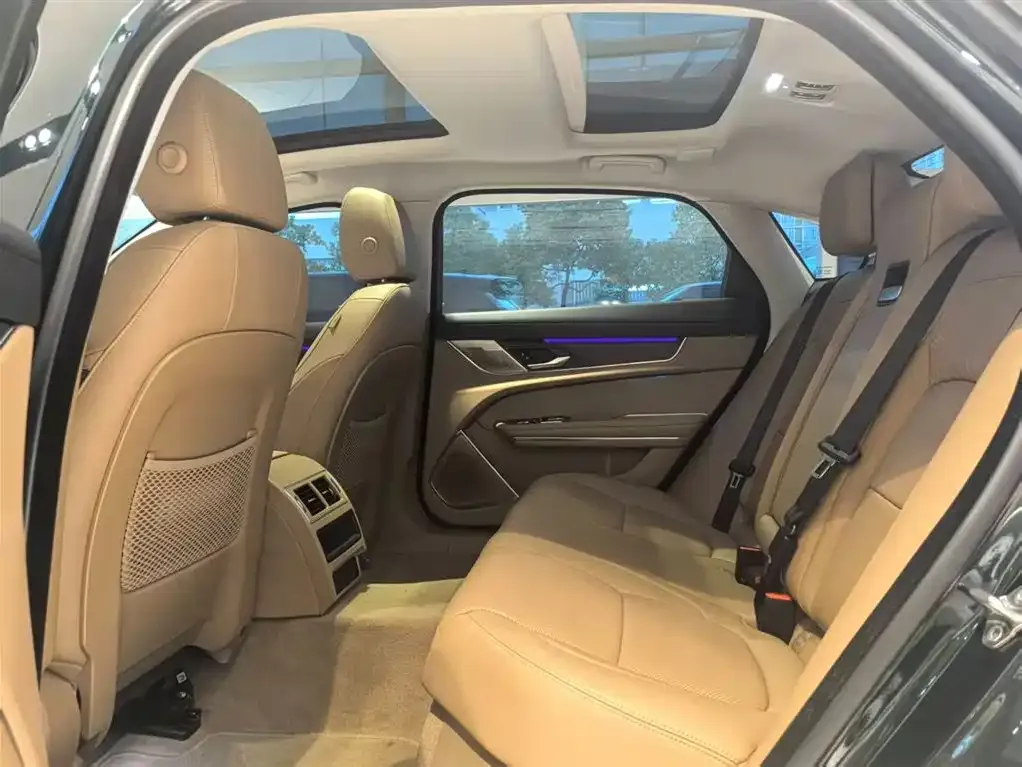 Jaguar XFL 2025 из CN, фото 10