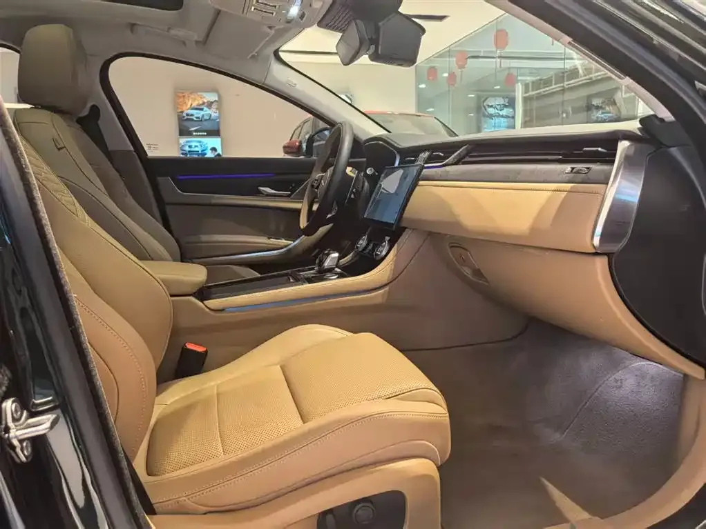 Jaguar XFL 2025 из CN, фото 7