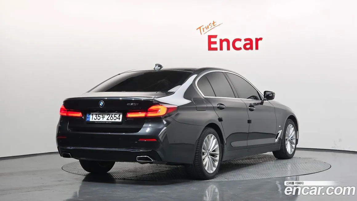 BMW 5-Series 2021 из KR, фото 6