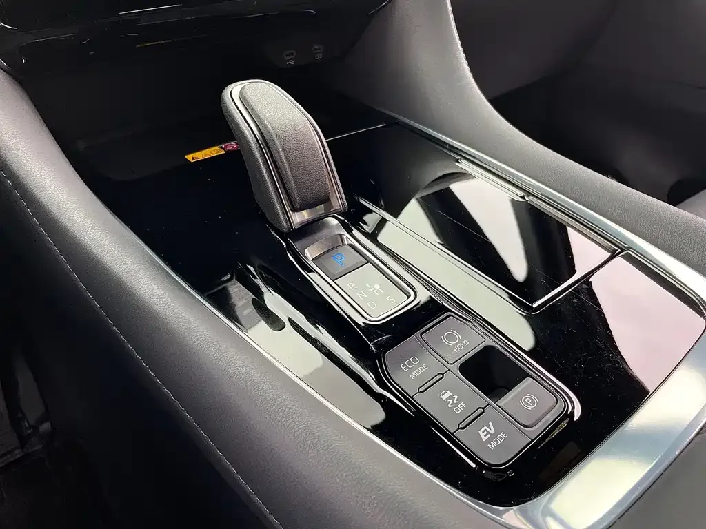 Toyota Vellfire 2024 из CN, фото 3