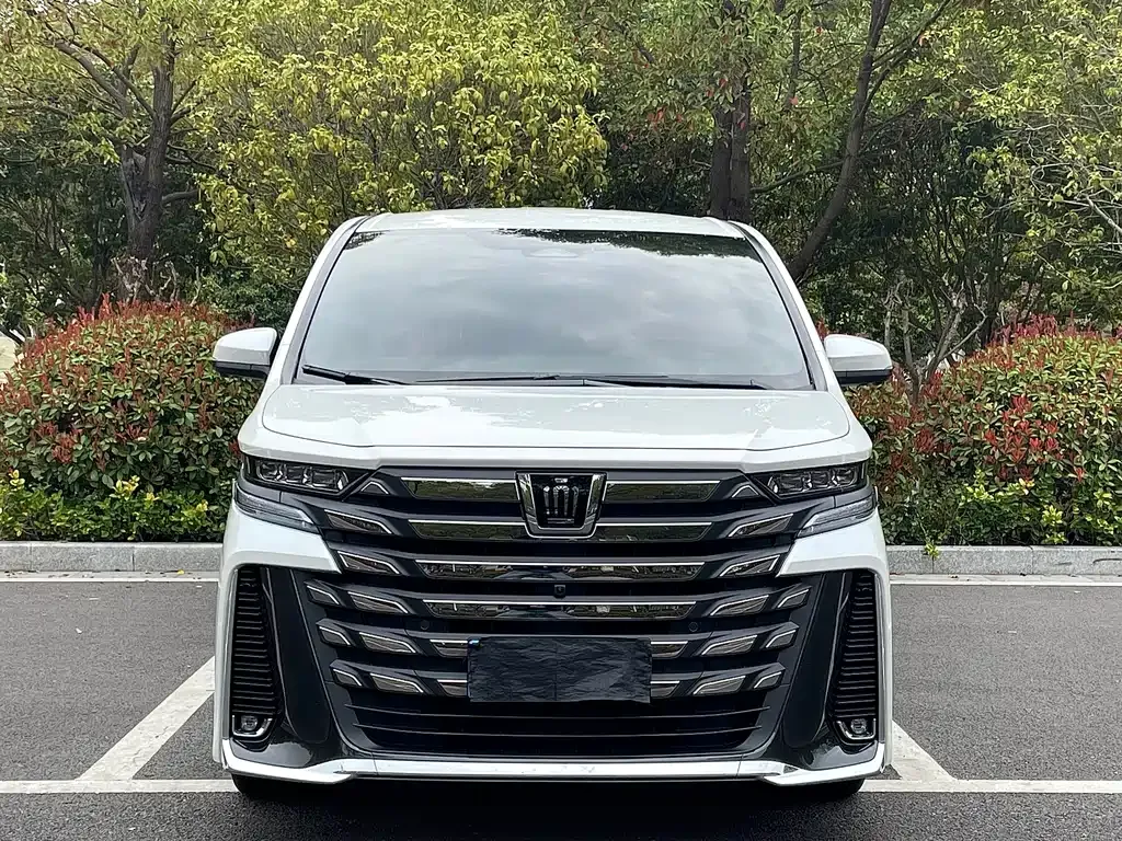 Toyota Vellfire 2024 из CN, фото 8