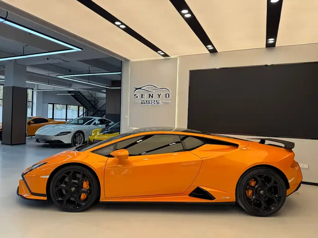 Lamborghini Huracan 2024 из CN, фото 6