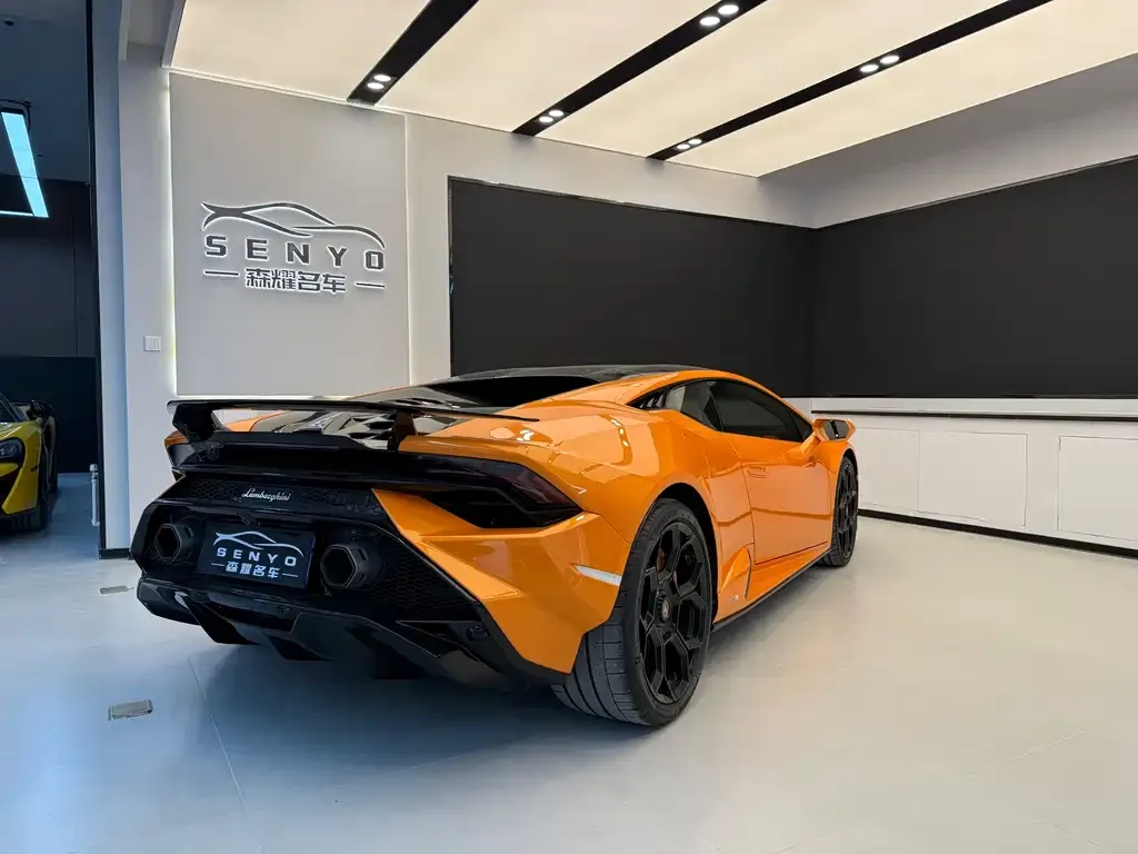 Lamborghini Huracan 2024 из CN, фото 3