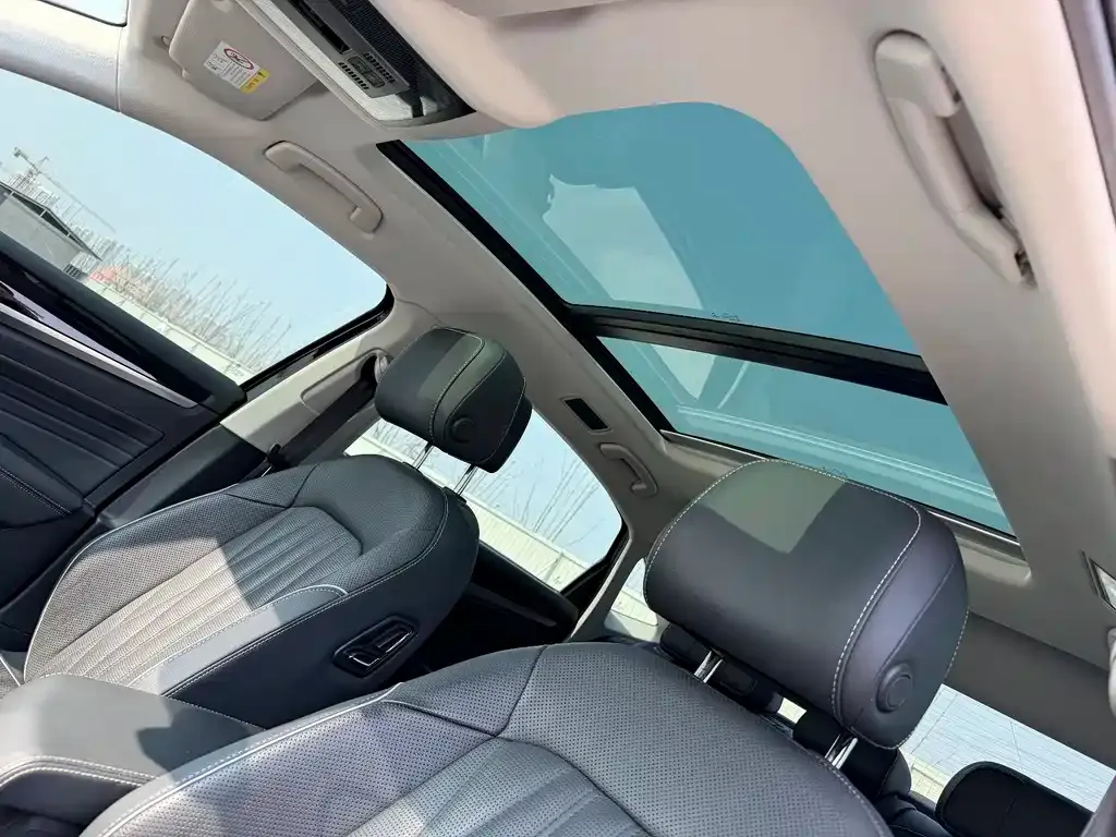 Volkswagen Passat 2022 из CN, фото 5