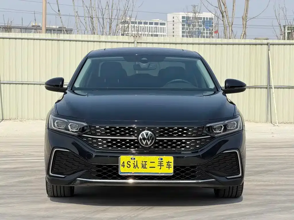 Volkswagen Passat 2022 из CN, фото 10