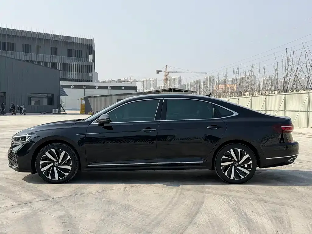 Volkswagen Passat 2022 из CN, фото 2