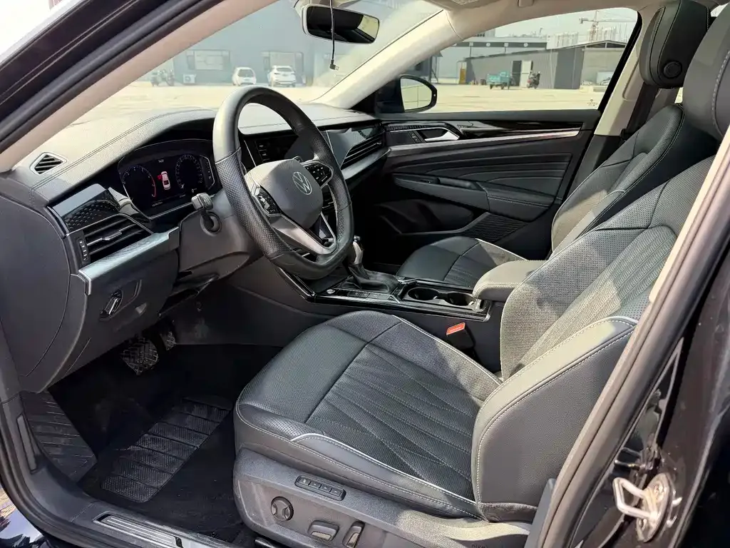 Volkswagen Passat 2022 из CN, фото 6