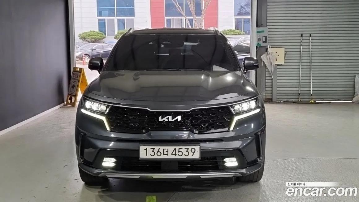 Kia Sorento — фото 5