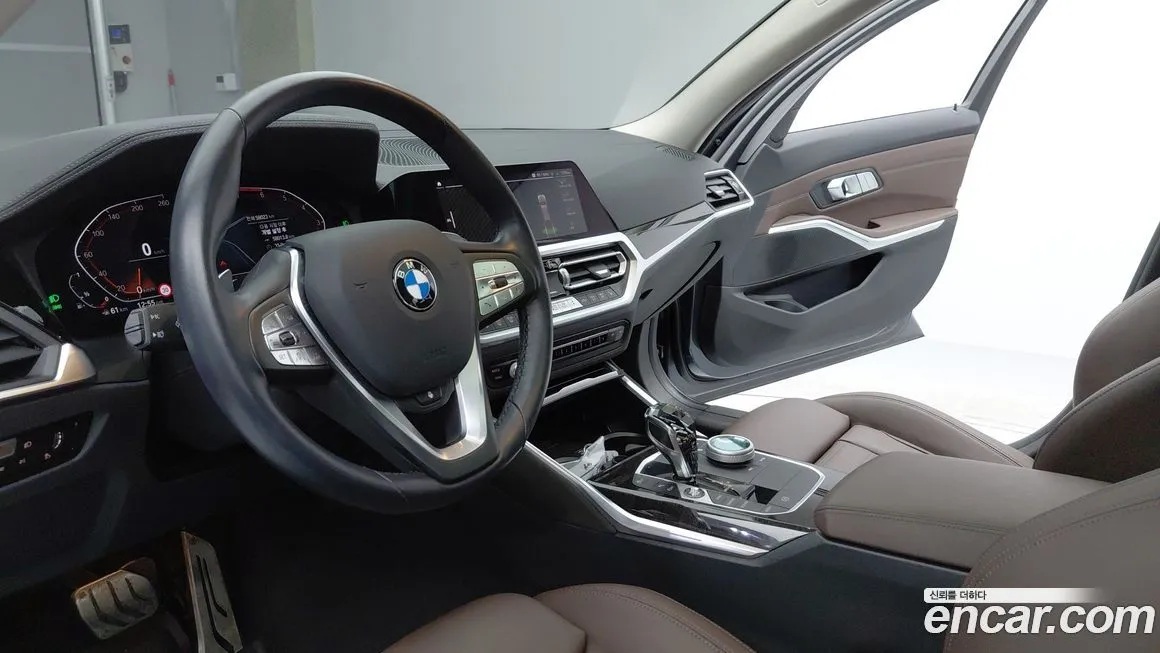 BMW 3-Series 2022 из KR, фото 7