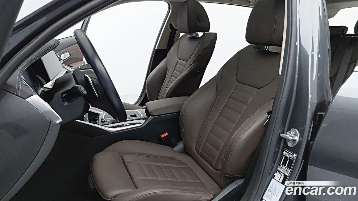 BMW 3-Series 2022 из KR, фото 8