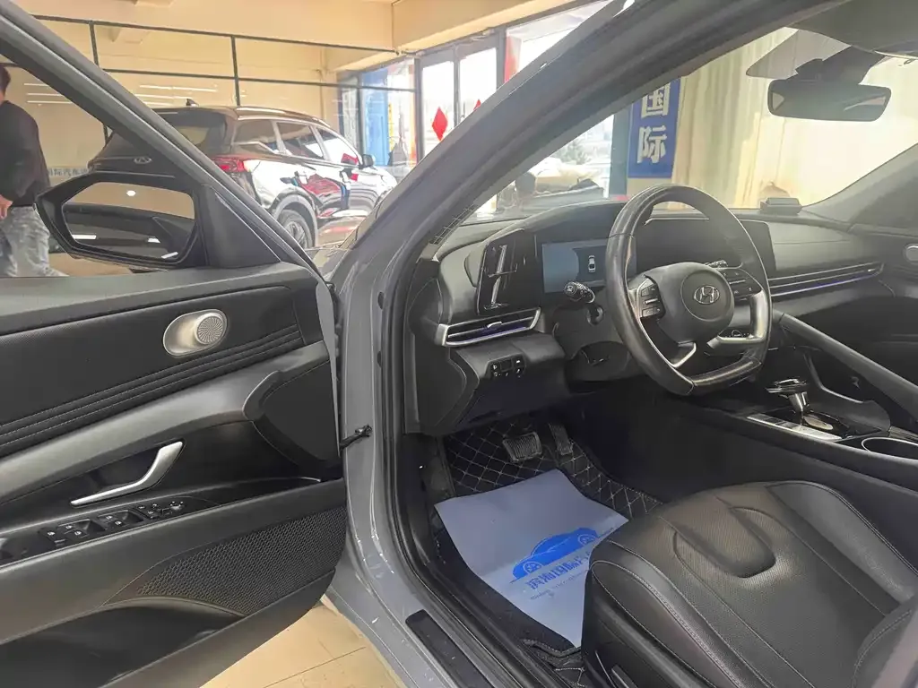 Hyundai Elantra 2021 из CN, фото 9