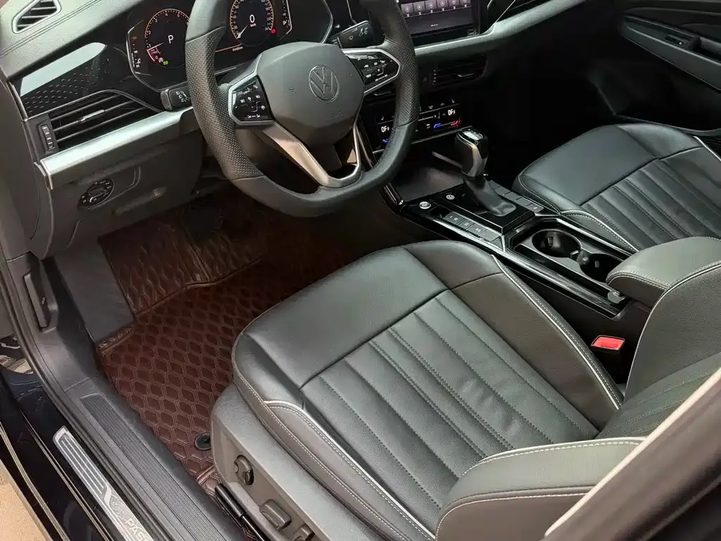 Volkswagen Passat — фото 3