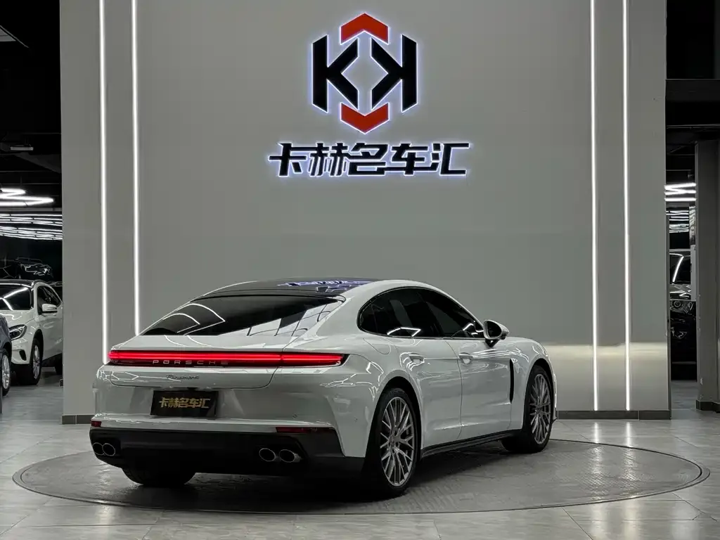 Porsche Panamera 2024 из CN, фото 9