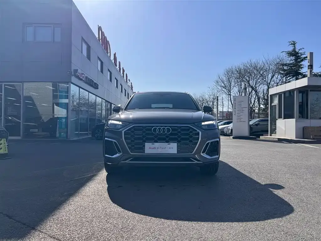 Audi Q5L 2022 из CN, фото 4