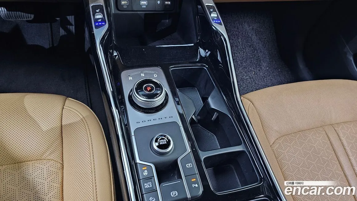 Kia Sorento — фото 10