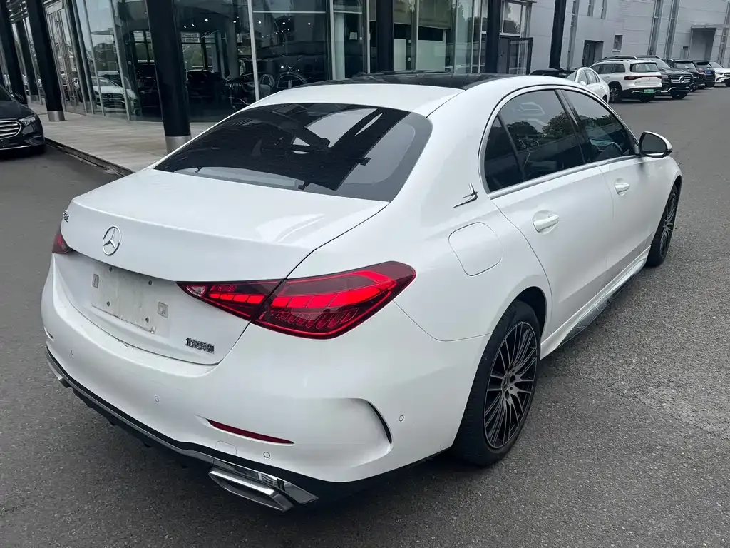Mercedes-Benz C-Class — фото 10