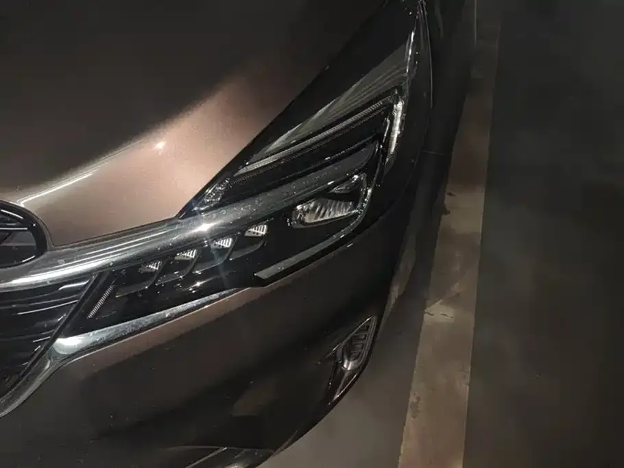 Buick GL8 2021 из CN, фото 5