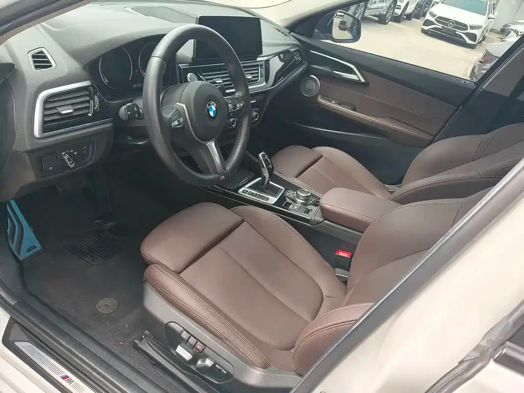 BMW 1 Series 2022 из CN, фото 8