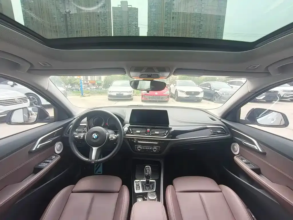 BMW 1 Series 2022 из CN, фото 4
