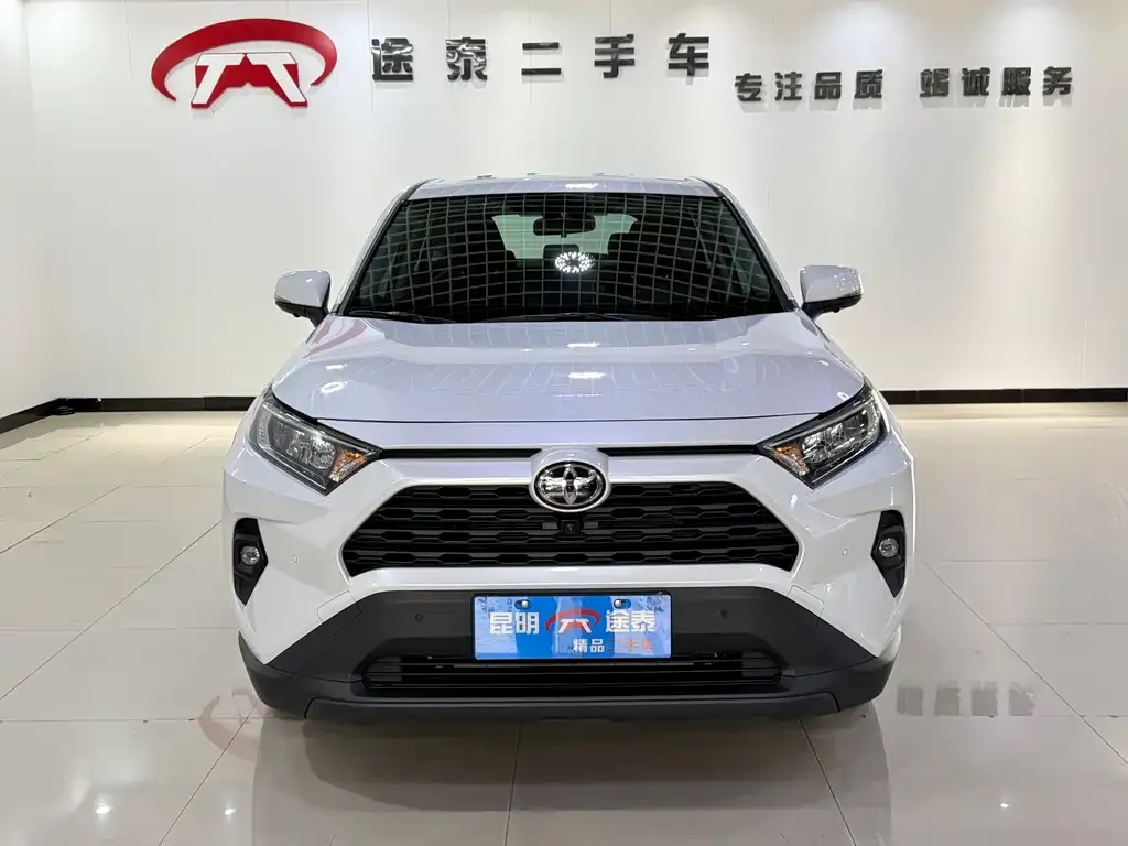Toyota RAV4 2025 из CN, фото 2