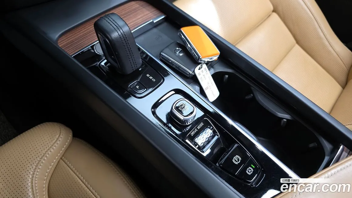 Volvo V60 2021 из KR, фото 9