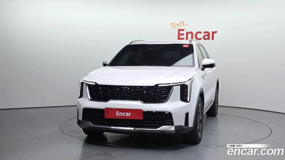 Kia Sorento — фото 9