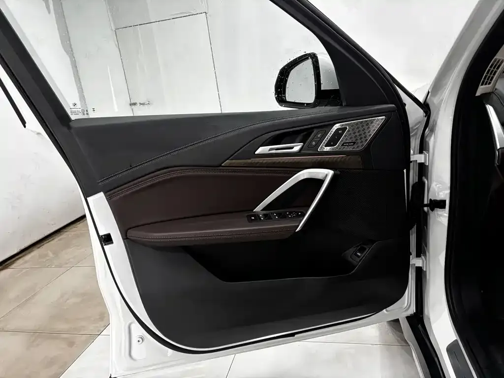 BMW X1 2024 из CN, фото 2