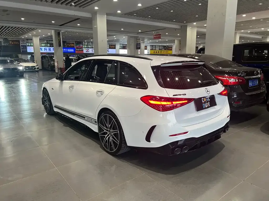 Mercedes-Benz C-Class AMG — фото 10