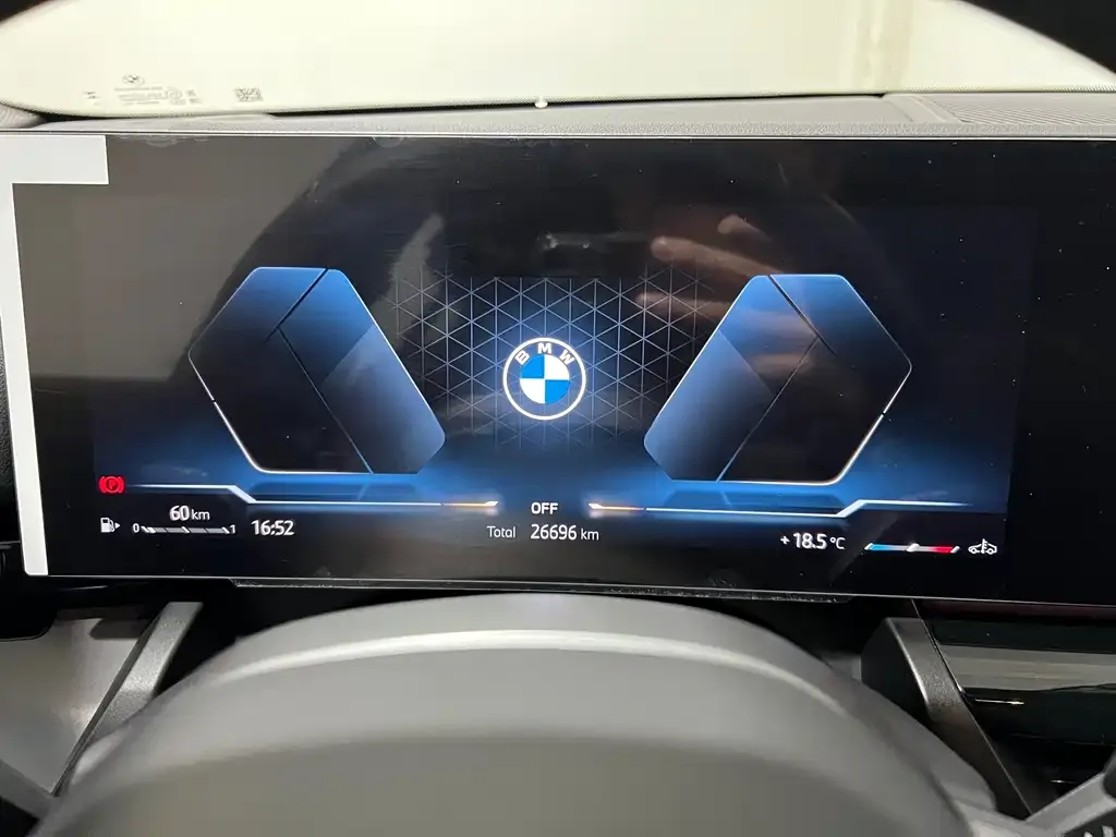 BMW 5 Series 2024 из CN, фото 8