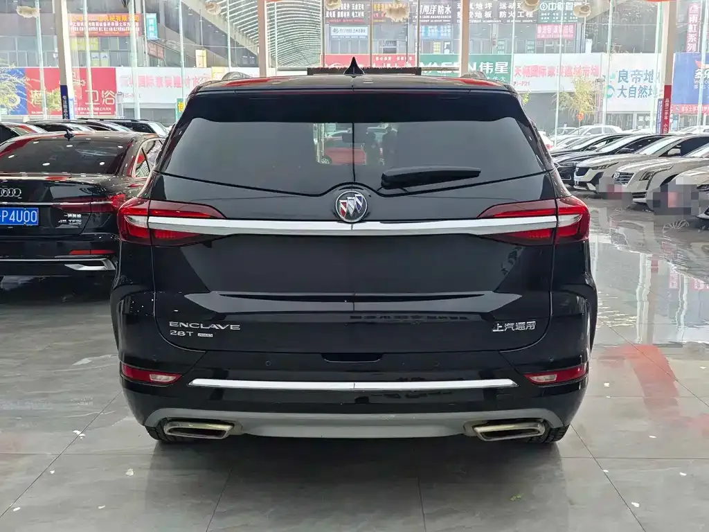 Buick Enclave — фото 6