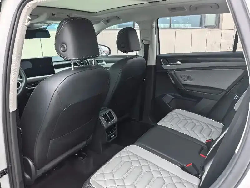 Volkswagen Tayron 2022 из CN, фото 5