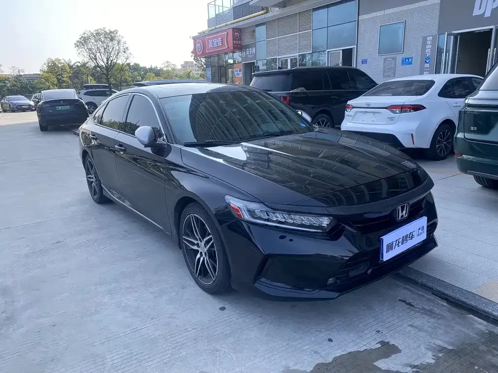 Honda Inspire 2023 из CN, фото 4