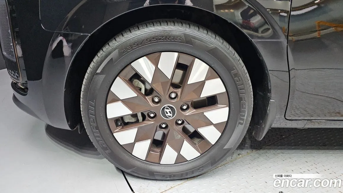 Hyundai Staria — фото 9