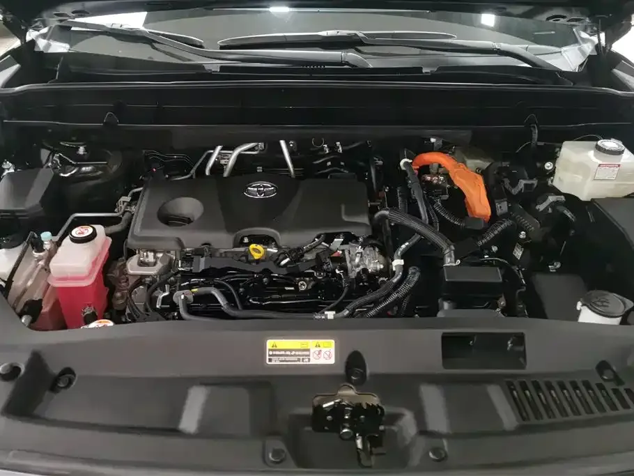 Toyota Crown Kluger 2023 из CN, фото 5