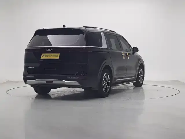 Kia Carnival 2023 из CN, фото 2