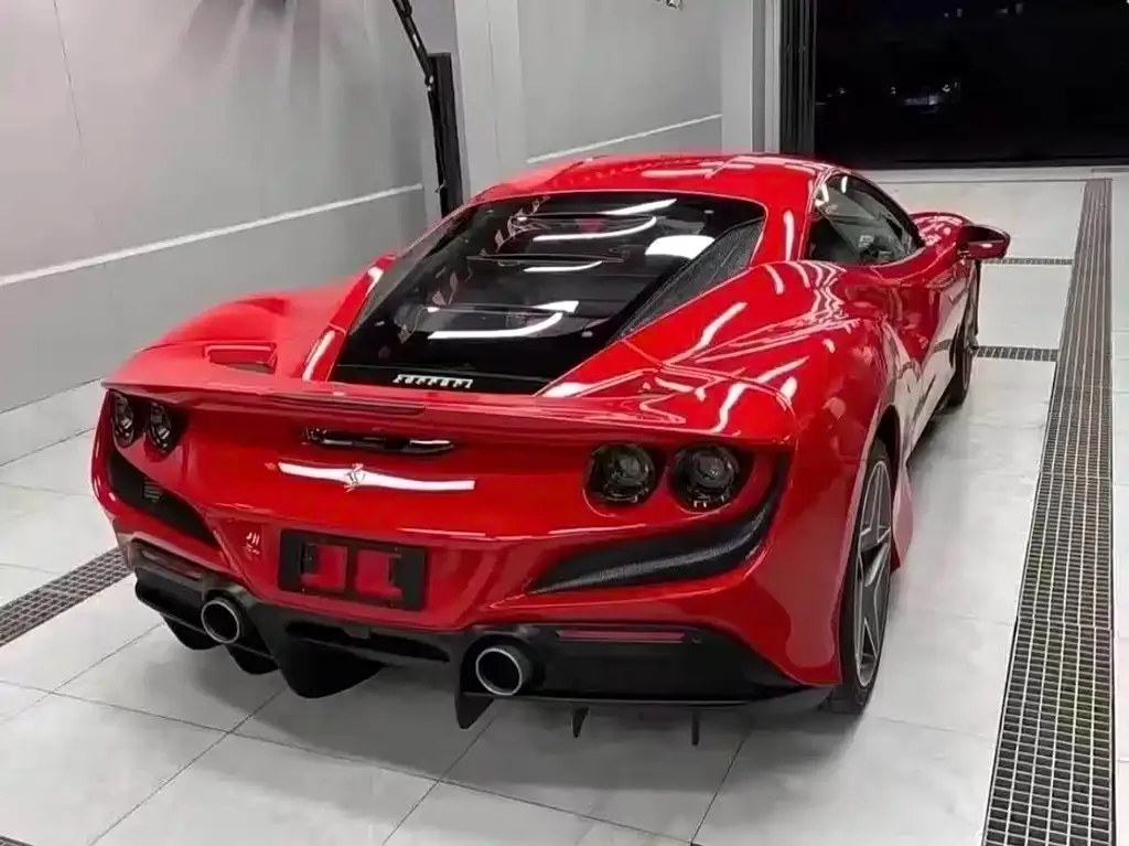 Ferrari F8 — фото 3