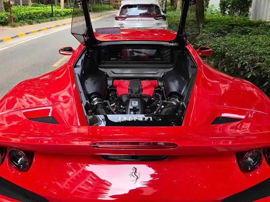Ferrari F8 — фото 5