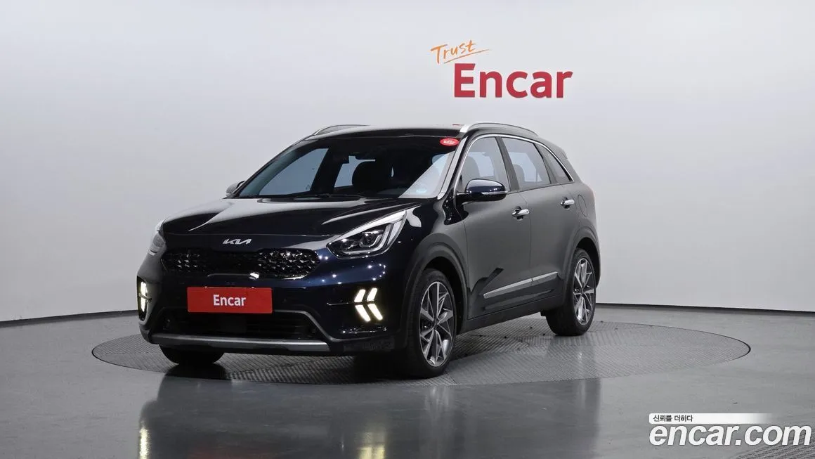 Kia Niro — фото 1