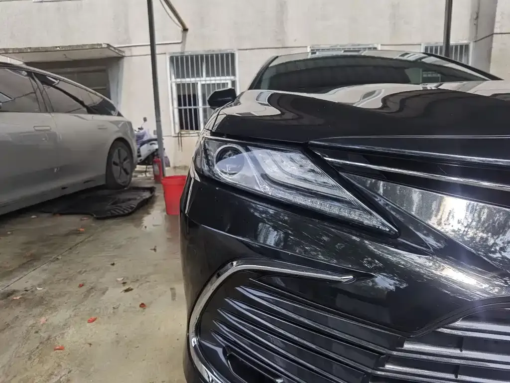 Toyota Camry 2023 из CN, фото 3