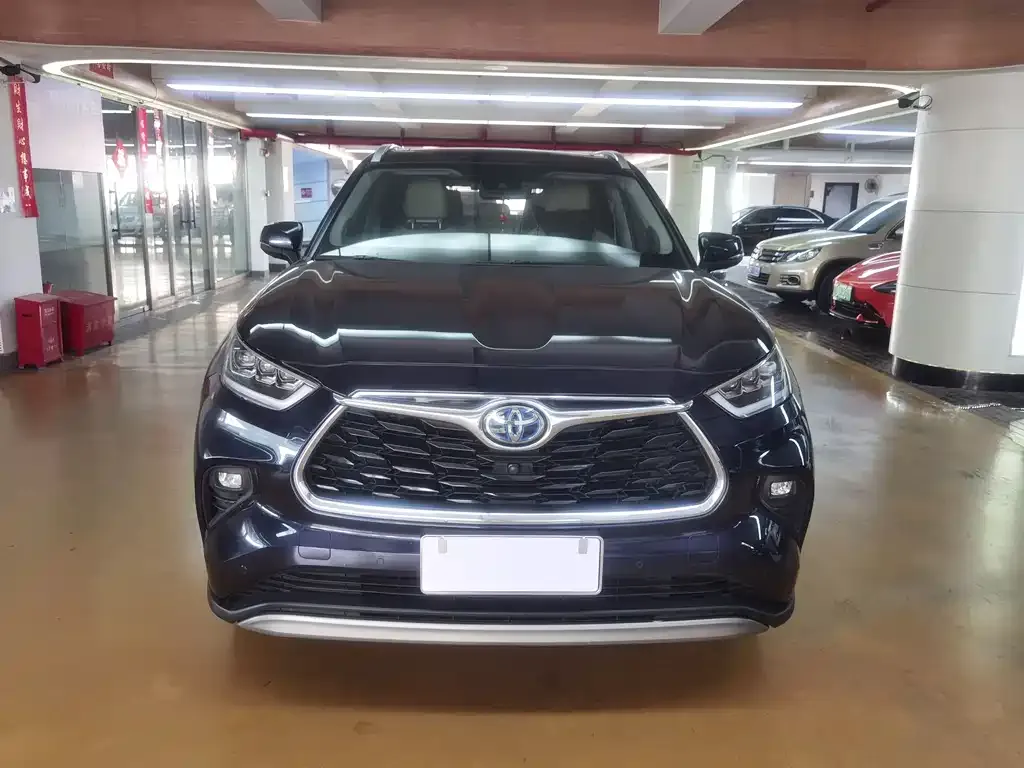 Toyota Highlander 2022 из CN, фото 1