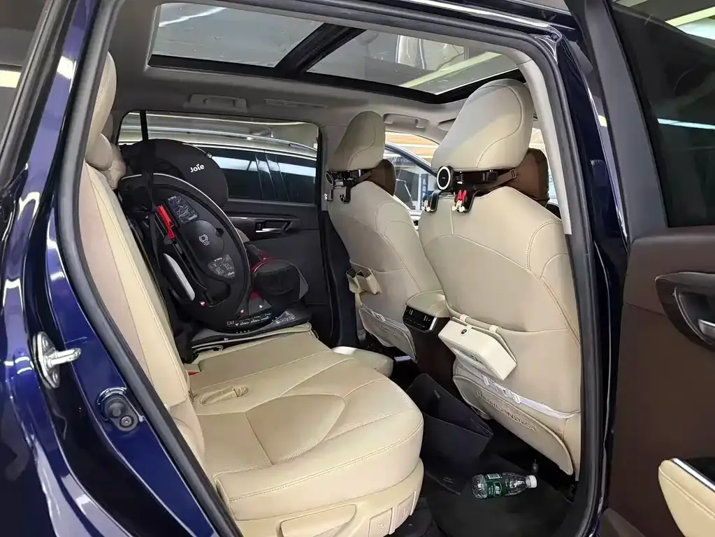 Toyota Highlander 2022 из CN, фото 3