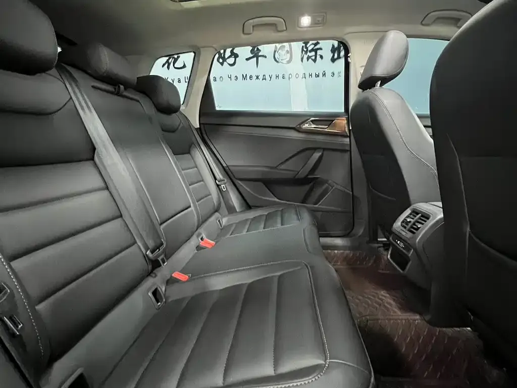 Volkswagen Tharu 2022 из CN, фото 8