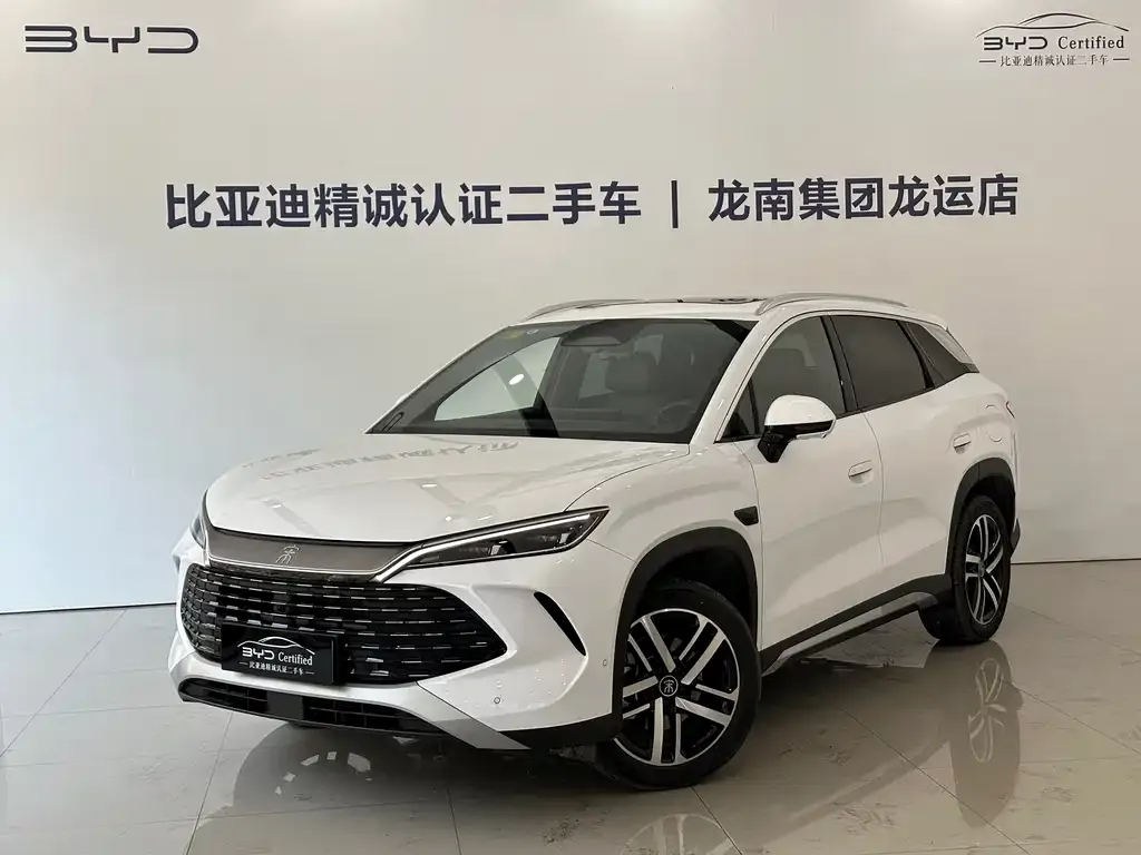 BYD L DM-i — фото 1