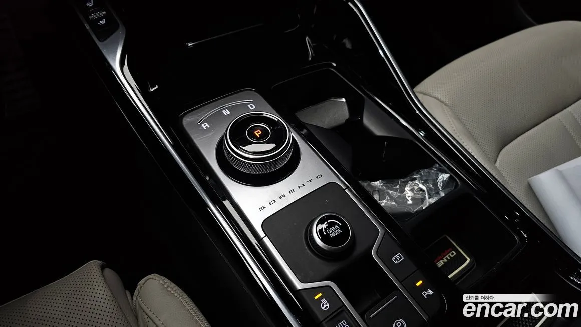 Kia Sorento — фото 7