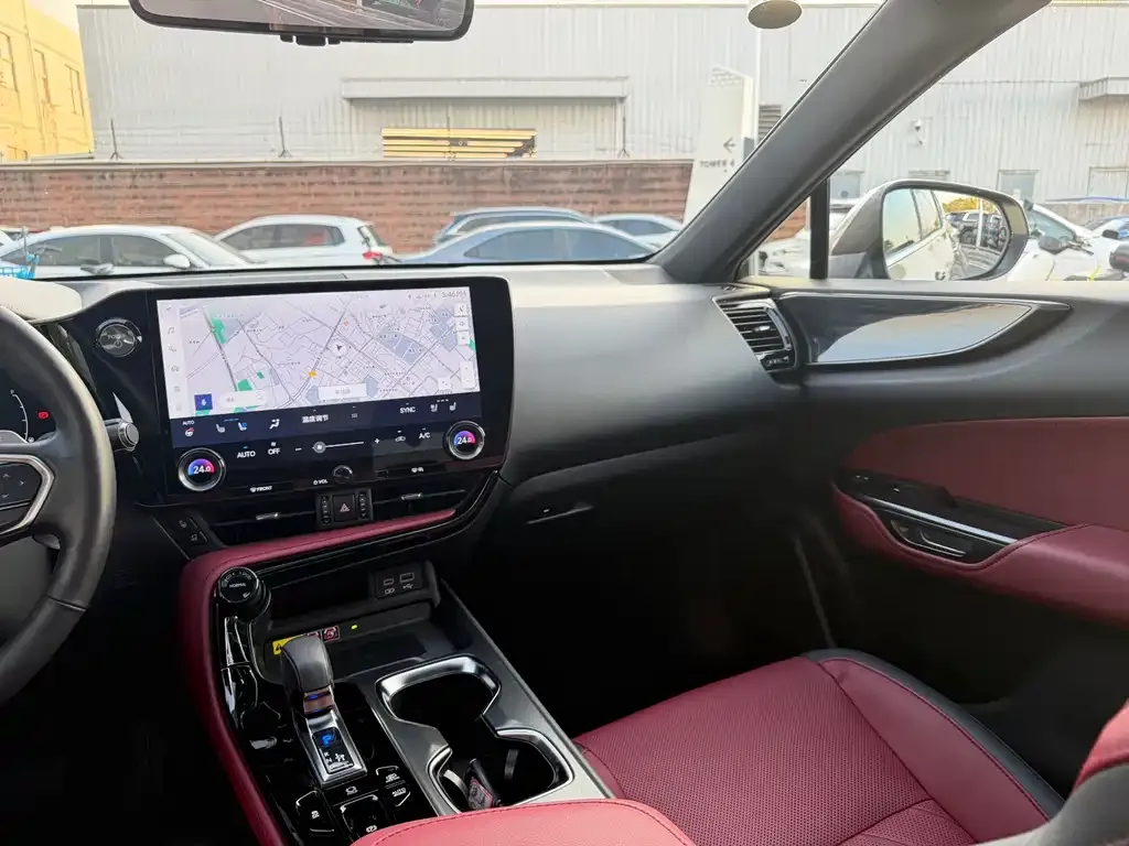 Lexus NX New Energy — фото 10