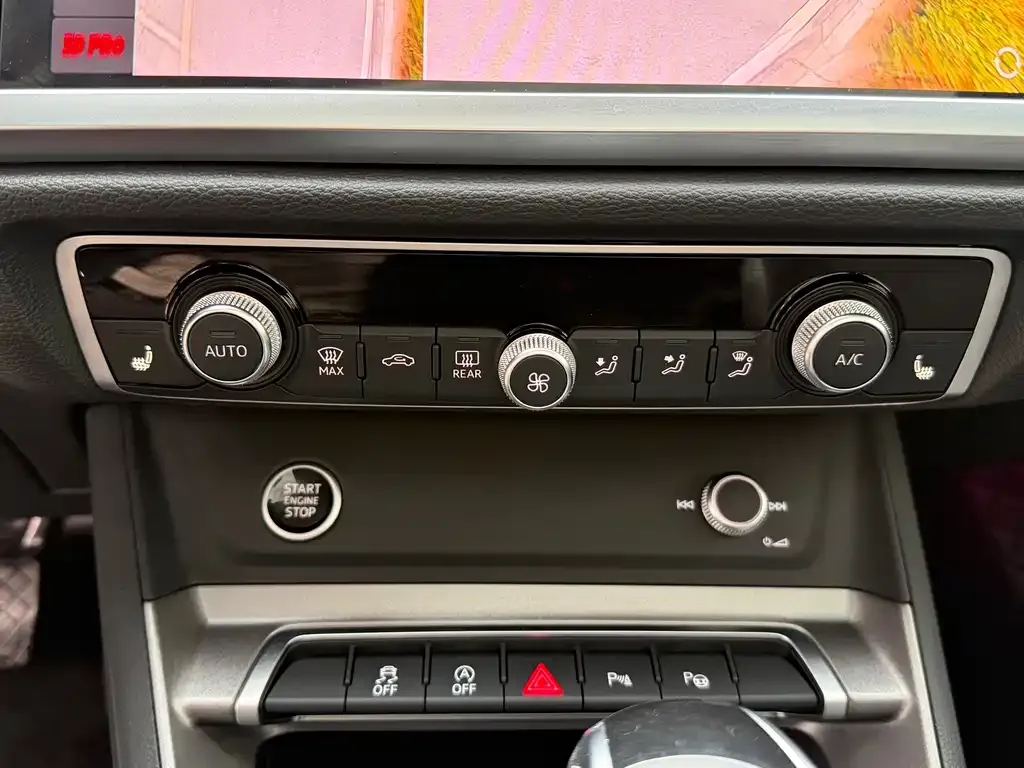 Audi Q3 2023 из CN, фото 2