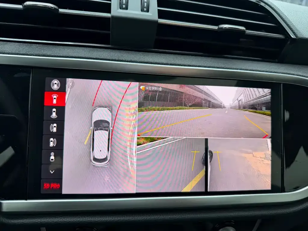 Audi Q3 2023 из CN, фото 7